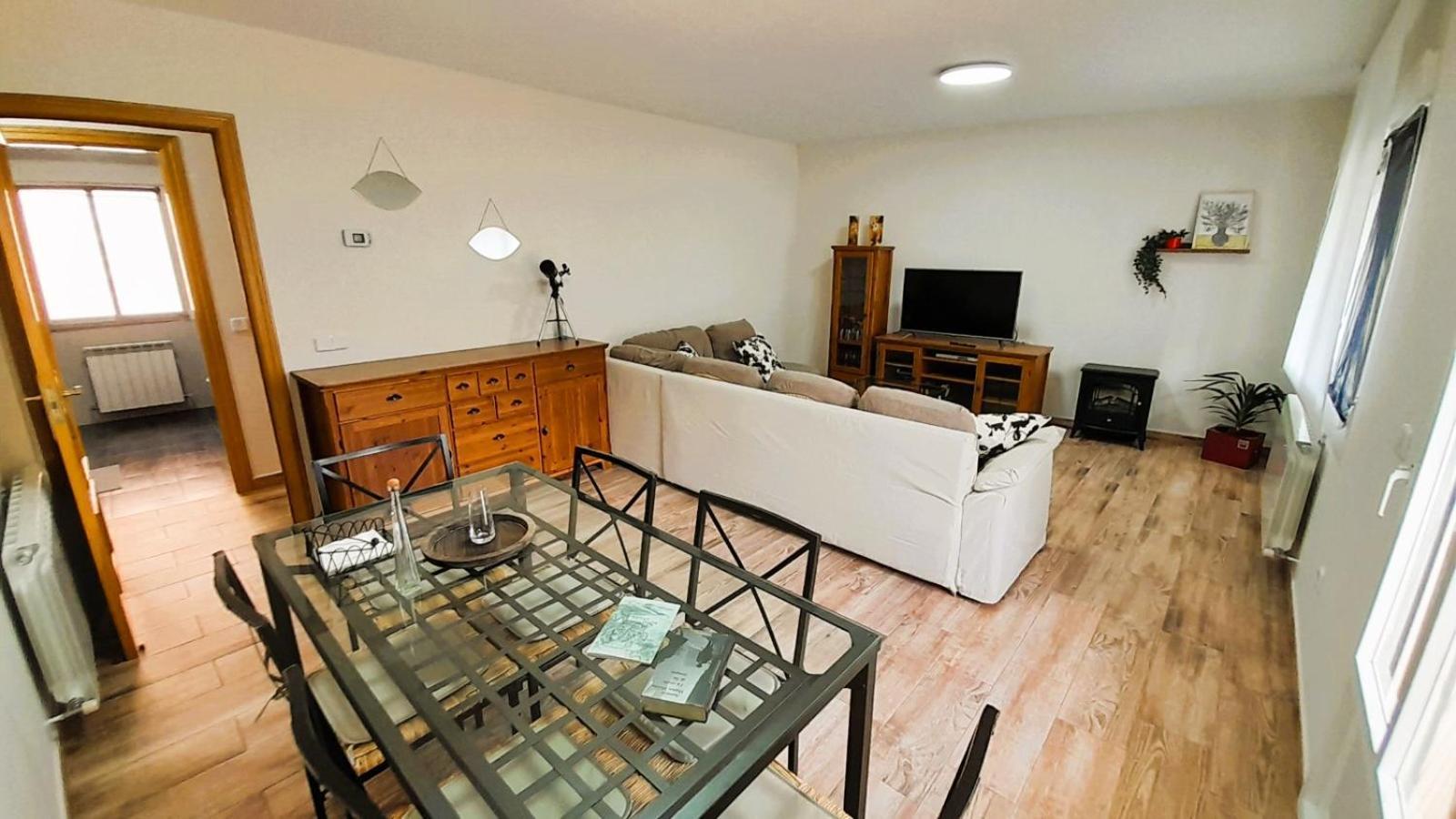 La Casona Apartment Serranillos Exterior photo