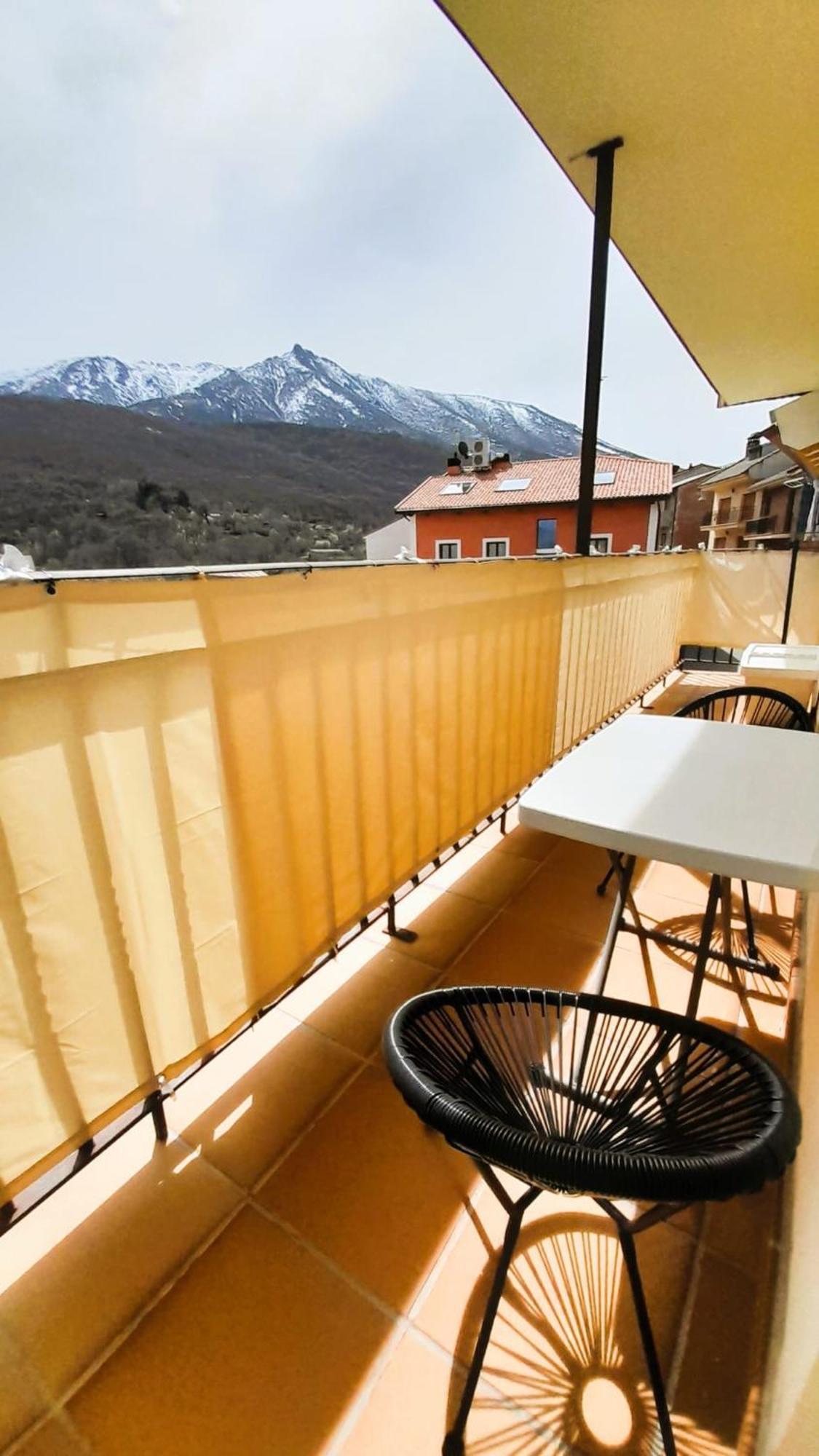 La Casona Apartment Serranillos Exterior photo